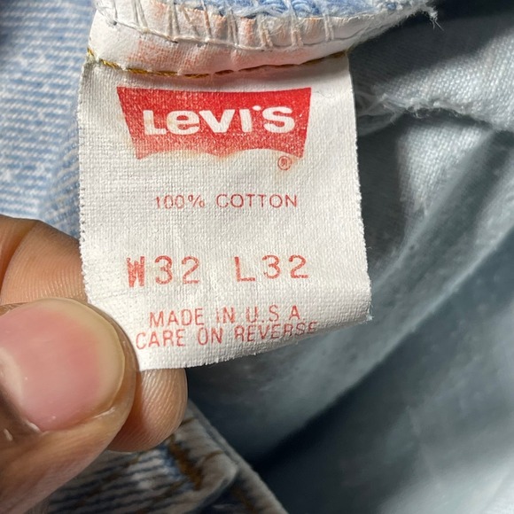 Vintage Levi's 550 Jeans Mens 28x30 USA Made Light Wash Relaxed Fit Acid Wash - Picture 3 of 10